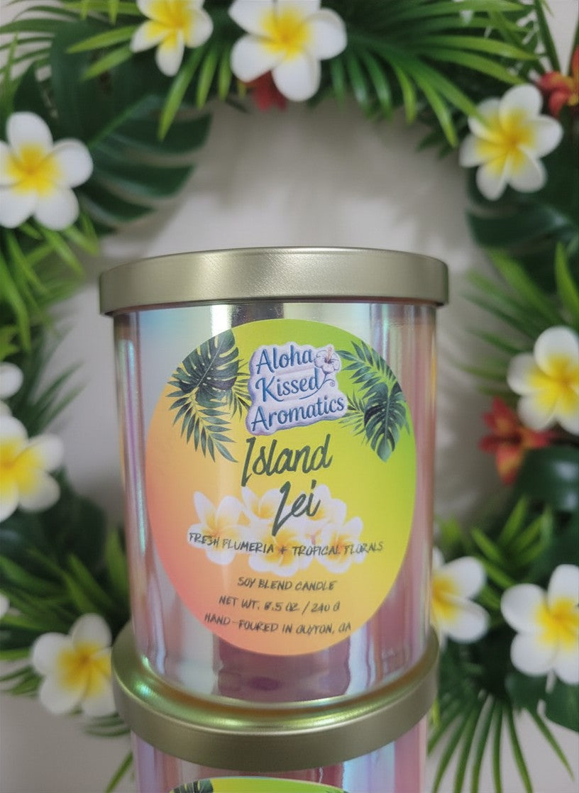 Island Lei | Sun-Drenched Fresh Plumeria Prism Candle